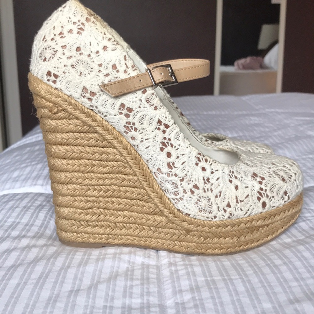 Cream & Tan Wedges Size 8